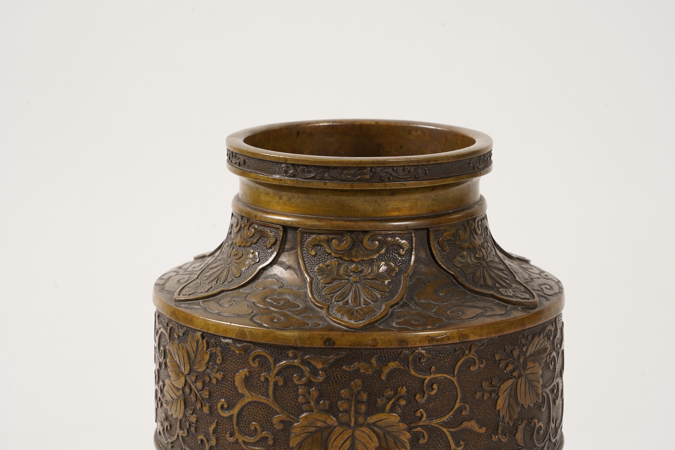 A Japanese bronze vase, late 19th century